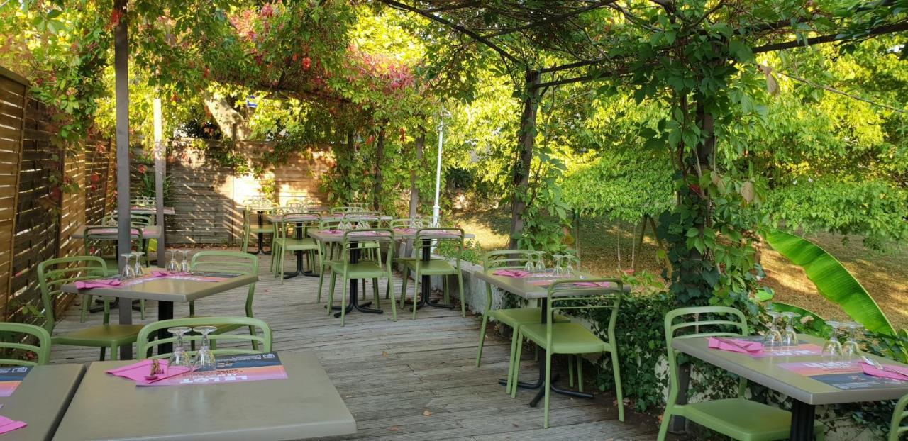Hotel La Barguelonne Montcuq Екстериор снимка