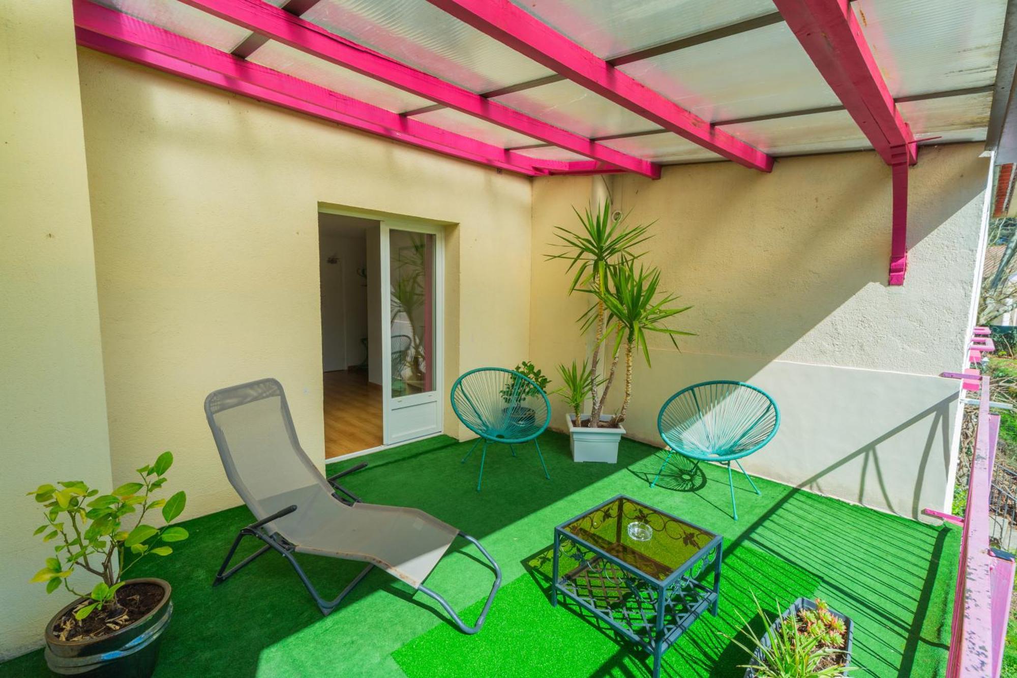 Hotel La Barguelonne Montcuq Екстериор снимка